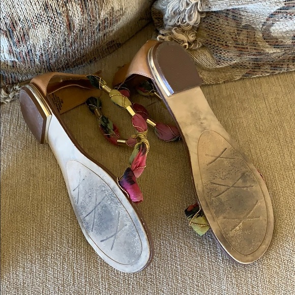 Cynthia Rowley Summer Sandals - Picture 3 of 5